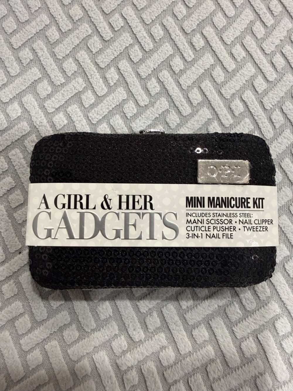 OPI - A Girl & Her GADGETS / Mini MANICURE KIT. Best Deal!